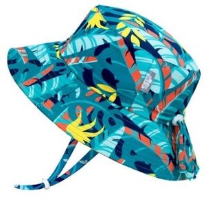 New 6m-24m Jan & Jul Aqua-dry sun hat. Size M. BNWT.